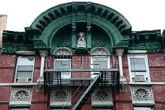 09-2 Bust And Stars Of David On The Upper Part Of 375 Broome Street In Little Italy New York City.jpg